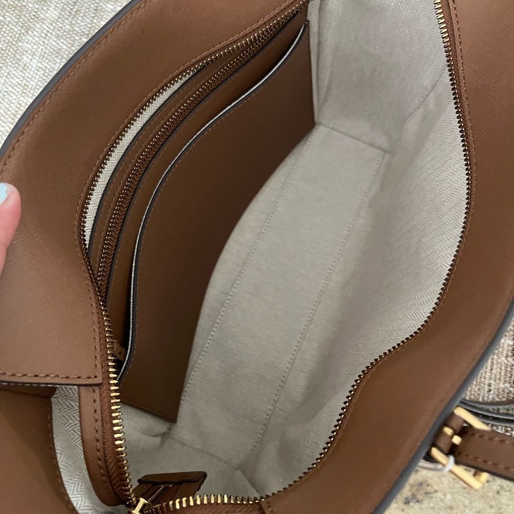 New ❤️ Tory Burch Emerson tote tan - Picture 5 of 10